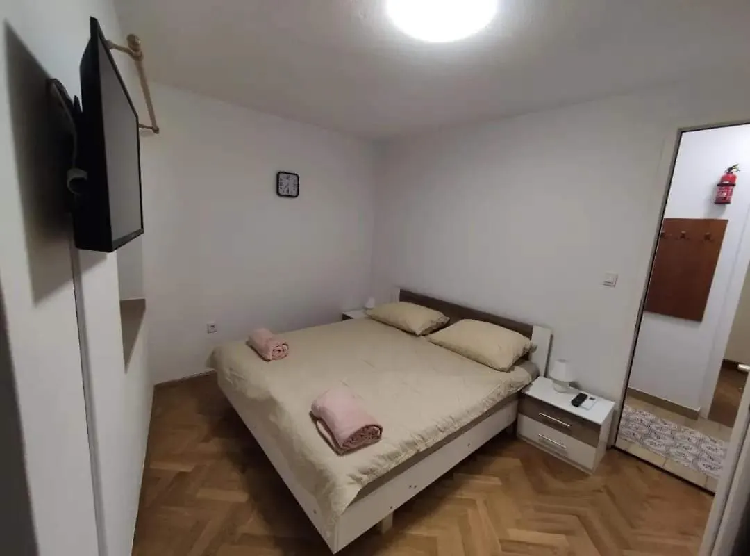 Aretha Apartman I Sobe Hotel Novi Vinodolski