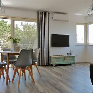 Perec Apartment