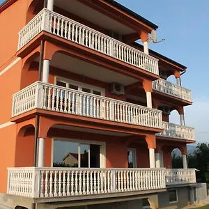 Nikolina Apartman